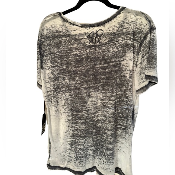 Chaser It’s Better In NY Burnout Graphic Tee Gray Vintage Wash Burnout semisheer - Picture 2 of 7